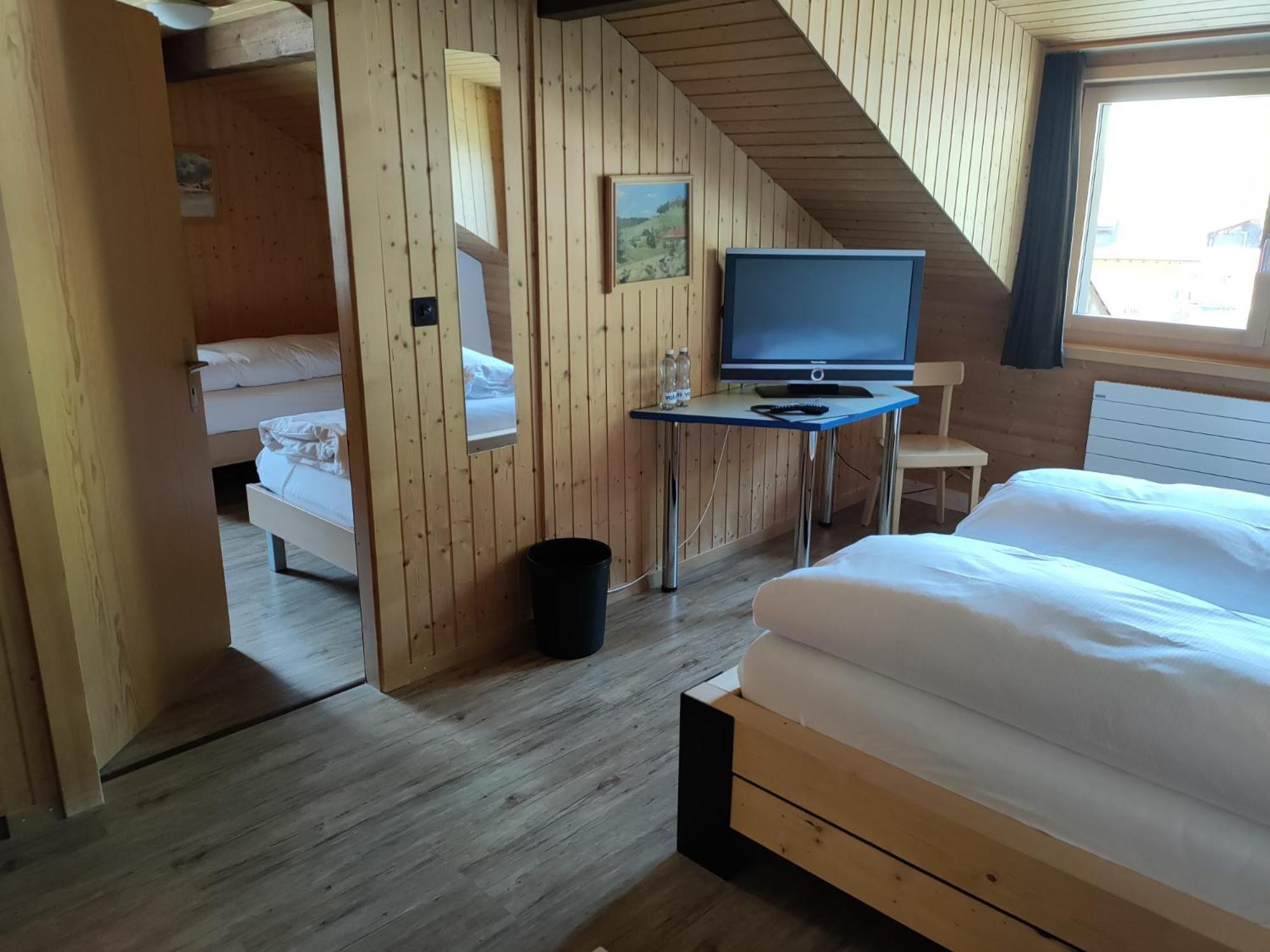 Hotel Furka Oberwald Exterior photo